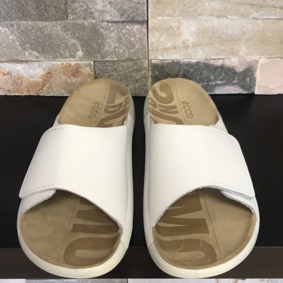 ECCO Women's Cozmo One Band Slide Sandal - Picture 8 of 9